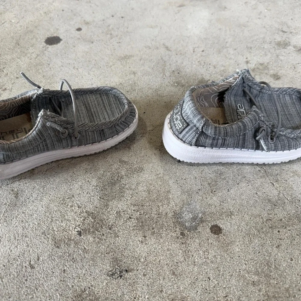 Hey Dude Wally Toddler Shoes Gray Knit Slip On Sneakers Size k7 Toddler